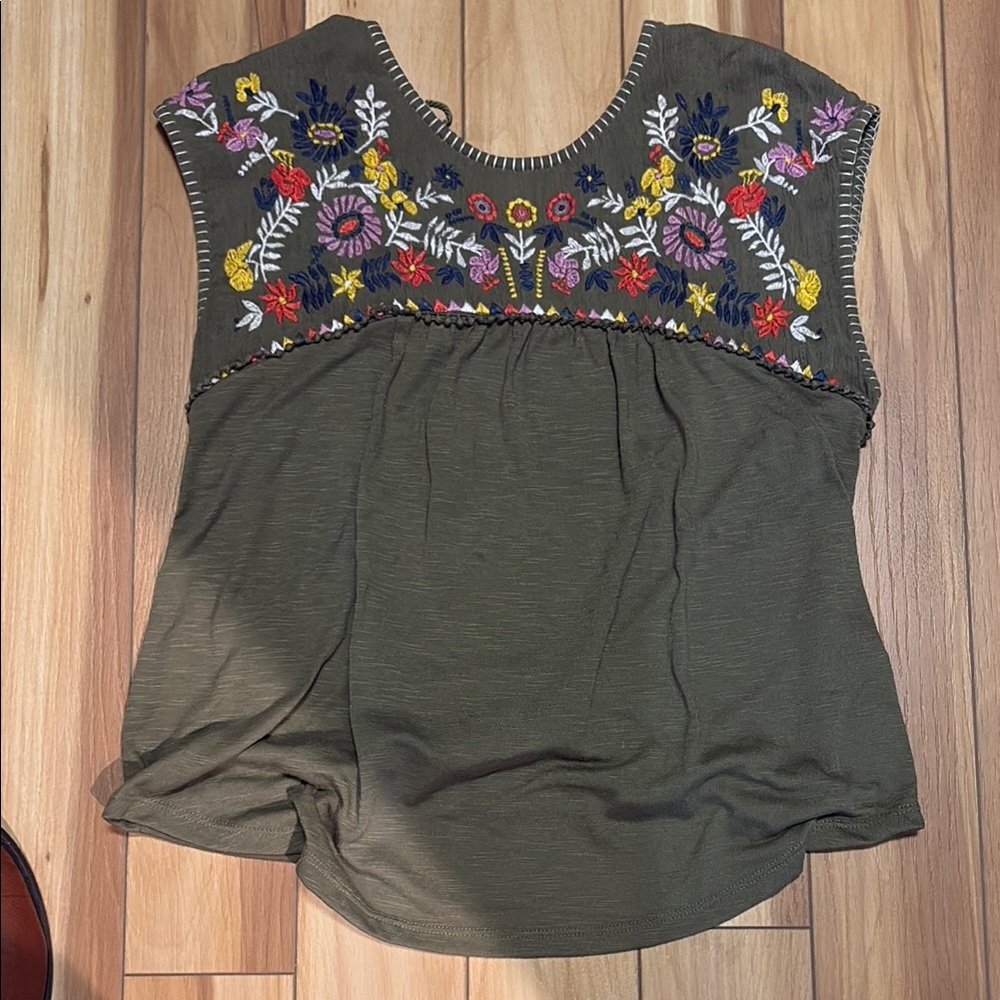 Hollister Green Embellished Cap Sleeve Blouse